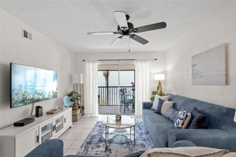 Copropriété à vendre à Sarasota, Floride: 2 chambres, 94.02 m2 № 1719624 - photo 9