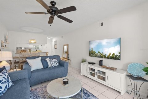 Copropriété à vendre à Sarasota, Floride: 2 chambres, 94.02 m2 № 1719624 - photo 8