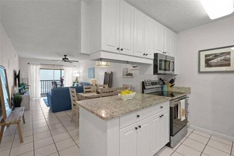 Copropriété à vendre à Sarasota, Floride: 2 chambres, 94.02 m2 № 1719624 - photo 16