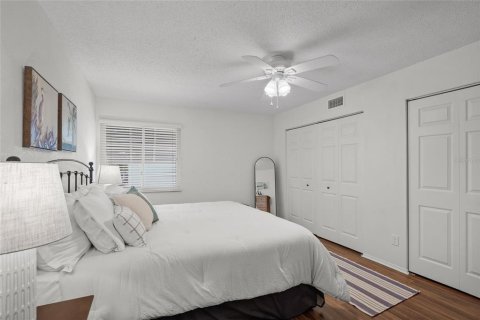 Copropriété à vendre à Sarasota, Floride: 2 chambres, 94.02 m2 № 1719624 - photo 23