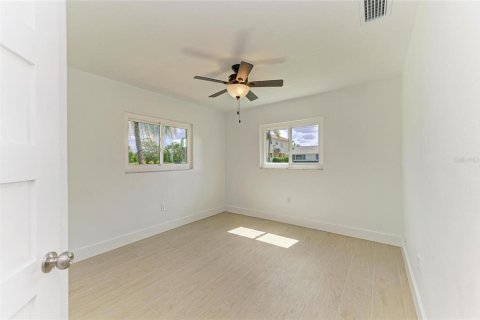 House in Palmetto, Florida 2 bedrooms, 149.67 sq.m. № 2101459 - photo 29