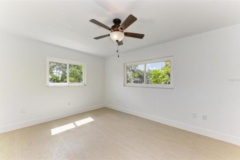 House in Palmetto, Florida 2 bedrooms, 149.67 sq.m. № 2101459 - photo 23