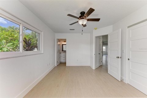 House in Palmetto, Florida 2 bedrooms, 149.67 sq.m. № 2101459 - photo 25