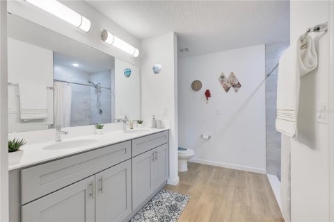 Casa en venta en Kissimmee, Florida, 4 dormitorios, 163.32 m2 № 2204407 - foto 15