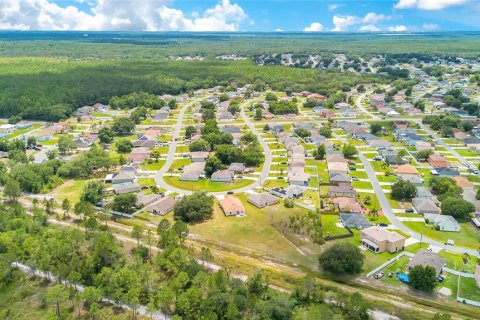 Casa en venta en Kissimmee, Florida, 4 dormitorios, 163.32 m2 № 2204407 - foto 27