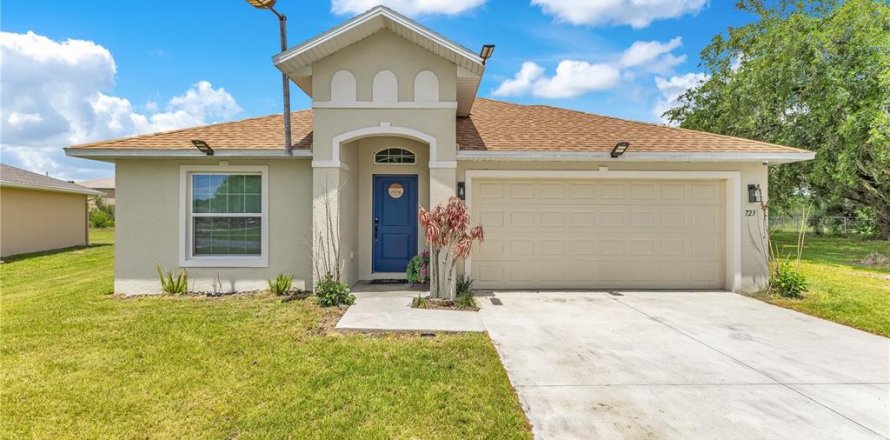 Casa en Kissimmee, Florida 4 dormitorios, 163.32 m2 № 2204407
