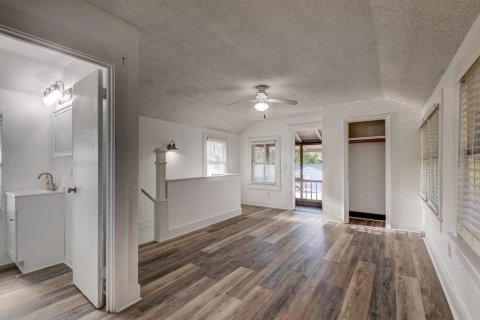 House in Mount Dora, Florida 1 bedroom, 65.03 sq.m. № 1824994 - photo 10