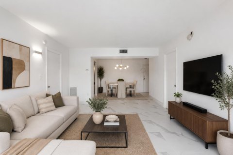 Condominio en Lauderhill, Florida, 2 dormitorios  № 2245889