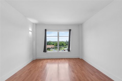 Condominio en venta en Lauderhill, Florida, 2 dormitorios, 90.3 m2 № 2245889 - foto 13