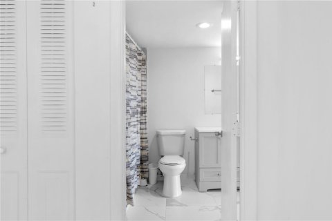 Condominio en venta en Lauderhill, Florida, 2 dormitorios, 90.3 m2 № 2245889 - foto 8