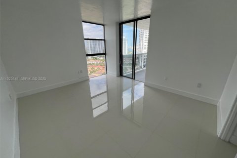 Condominio en venta en Aventura, Florida, 2 dormitorios, 97.45 m2 № 1984308 - foto 21