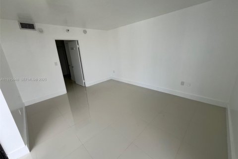 Condominio en venta en Aventura, Florida, 2 dormitorios, 97.45 m2 № 1984308 - foto 20