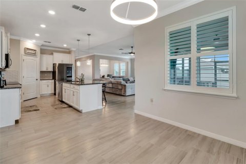House in Winter Garden, Florida 4 bedrooms, 259.66 sq.m. № 1854702 - photo 23