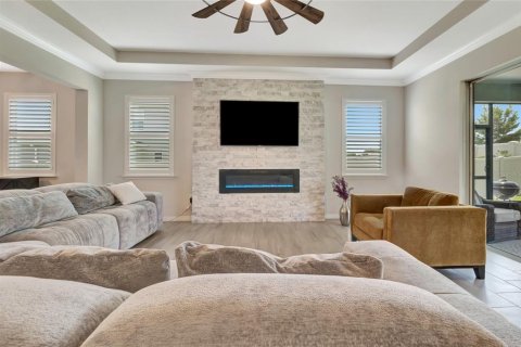 House in Winter Garden, Florida 4 bedrooms, 259.66 sq.m. № 1854702 - photo 18