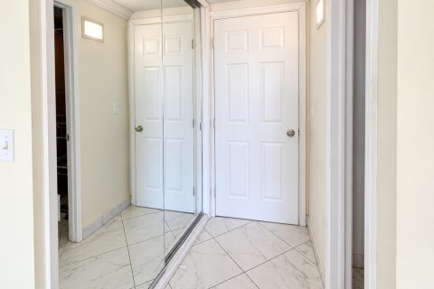 Copropriété à louer à Fort Lauderdale, Floride: 1 chambre, 74.32 m2 № 2414640 - photo 19