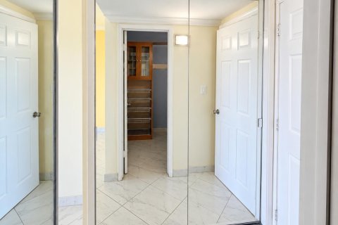 Copropriété à louer à Fort Lauderdale, Floride: 1 chambre, 74.32 m2 № 2414640 - photo 21