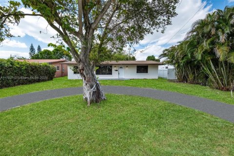 Casa en venta en Miramar, Florida, 3 dormitorios, 116.13 m2 № 1665069 - foto 3
