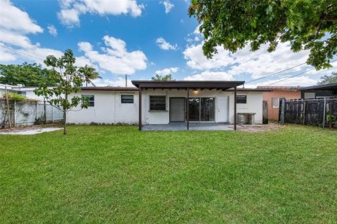 Casa en venta en Miramar, Florida, 3 dormitorios, 116.13 m2 № 1665069 - foto 10