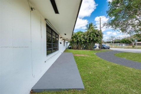 Casa en venta en Miramar, Florida, 3 dormitorios, 116.13 m2 № 1665069 - foto 5