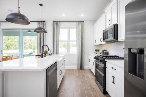Villa ou maison à vendre à Apopka, Floride: 4 chambres, 237.55 m2 № 2416383 - photo 6