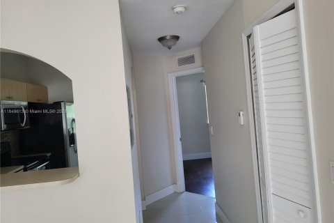 Condo in Homestead, Florida, 2 bedrooms № 1852202 - photo 5