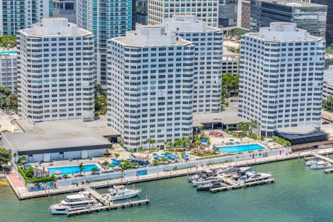 Condo in Miami, Florida, 2 bedrooms  № 1857052 - photo 24