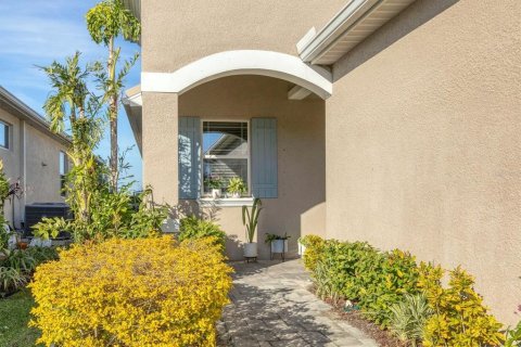 House in Sarasota, Florida 2 bedrooms, 146.69 sq.m. № 1549794 - photo 5