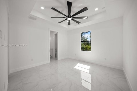 Casa en venta en Lehigh Acres, Florida, 3 dormitorios № 1895894 - foto 24