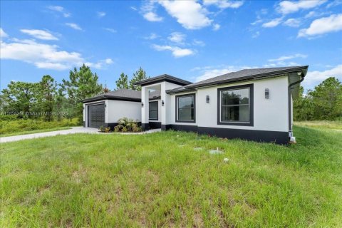 Casa en venta en Lehigh Acres, Florida, 3 dormitorios № 1895894 - foto 4