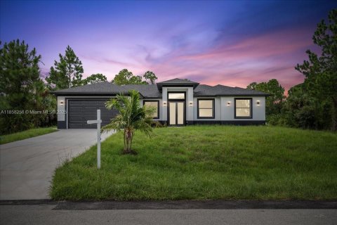 Casa en venta en Lehigh Acres, Florida, 3 dormitorios № 1895894 - foto 1