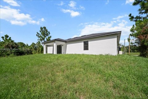 Casa en venta en Lehigh Acres, Florida, 3 dormitorios № 1895894 - foto 7