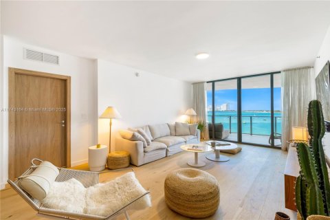 Condo in Bay Harbor Islands, Florida, 3 bedrooms  № 1709322 - photo 3