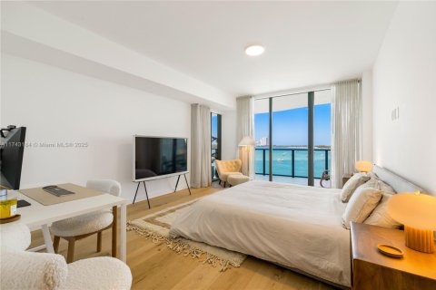 Condo in Bay Harbor Islands, Florida, 3 bedrooms  № 1709322 - photo 14