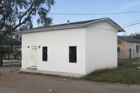 Casa en alquiler en Miami, Florida, 2 dormitorios, 83.61 m2 № 1978965 - foto 2