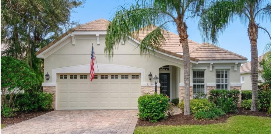 Villa ou maison à Lakewood Ranch, Floride 3 chambres, 186.83 m2 № 2094273