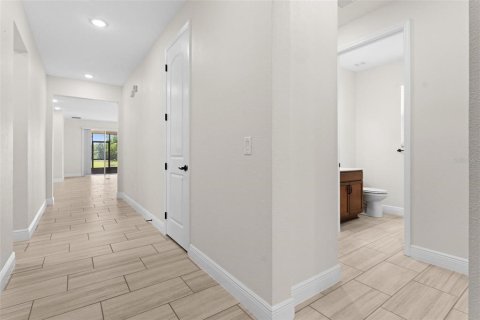 Villa ou maison à vendre à Okahumpka, Floride: 4 chambres, 192.77 m2 № 1636665 - photo 7