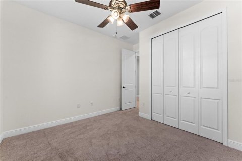 Villa ou maison à vendre à Okahumpka, Floride: 4 chambres, 192.77 m2 № 1636665 - photo 26