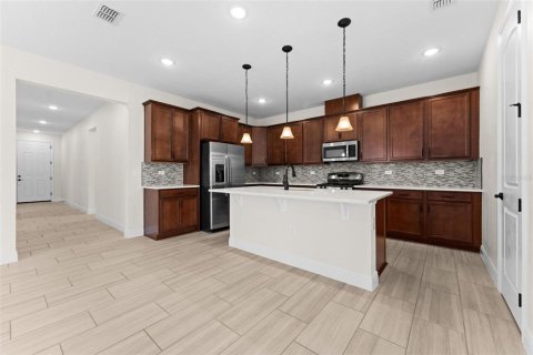 Villa ou maison à vendre à Okahumpka, Floride: 4 chambres, 192.77 m2 № 1636665 - photo 15