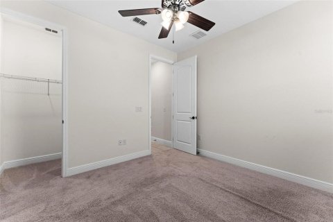 Villa ou maison à vendre à Okahumpka, Floride: 4 chambres, 192.77 m2 № 1636665 - photo 21