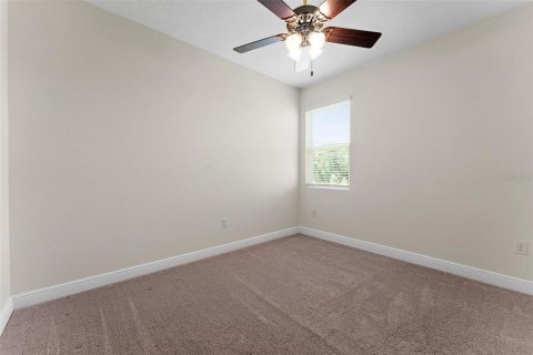 Villa ou maison à vendre à Okahumpka, Floride: 4 chambres, 192.77 m2 № 1636665 - photo 22