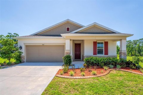 Villa ou maison à vendre à Okahumpka, Floride: 4 chambres, 192.77 m2 № 1636665 - photo 2