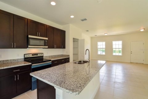 House in Ocala, Florida 4 bedrooms, 146.6 sq.m. № 1880893 - photo 2