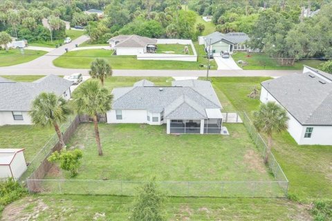 Villa ou maison à vendre à North Port, Floride: 3 chambres, 113.81 m2 № 2222224 - photo 30