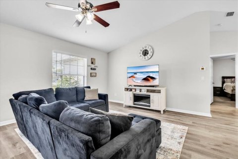 Villa ou maison à vendre à North Port, Floride: 3 chambres, 113.81 m2 № 2222224 - photo 4