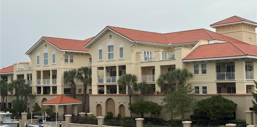 Condo à Palm Coast, Floride, 3 chambres  № 2420368