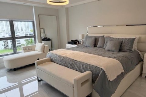 Copropriété à louer à Aventura, Floride: 2 chambres, 126.81 m2 № 2045214 - photo 6