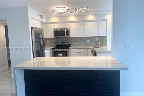 Copropriété à louer à Aventura, Floride: 2 chambres, 126.81 m2 № 2045214 - photo 20