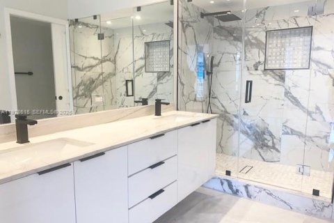 Copropriété à louer à Aventura, Floride: 2 chambres, 126.81 m2 № 2045214 - photo 16