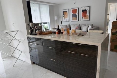 Copropriété à louer à Aventura, Floride: 2 chambres, 126.81 m2 № 2045214 - photo 24