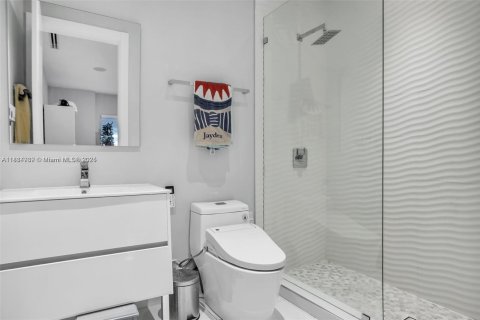 House in Plantation, Florida 6 bedrooms, 627.65 sq.m. № 1817709 - photo 29